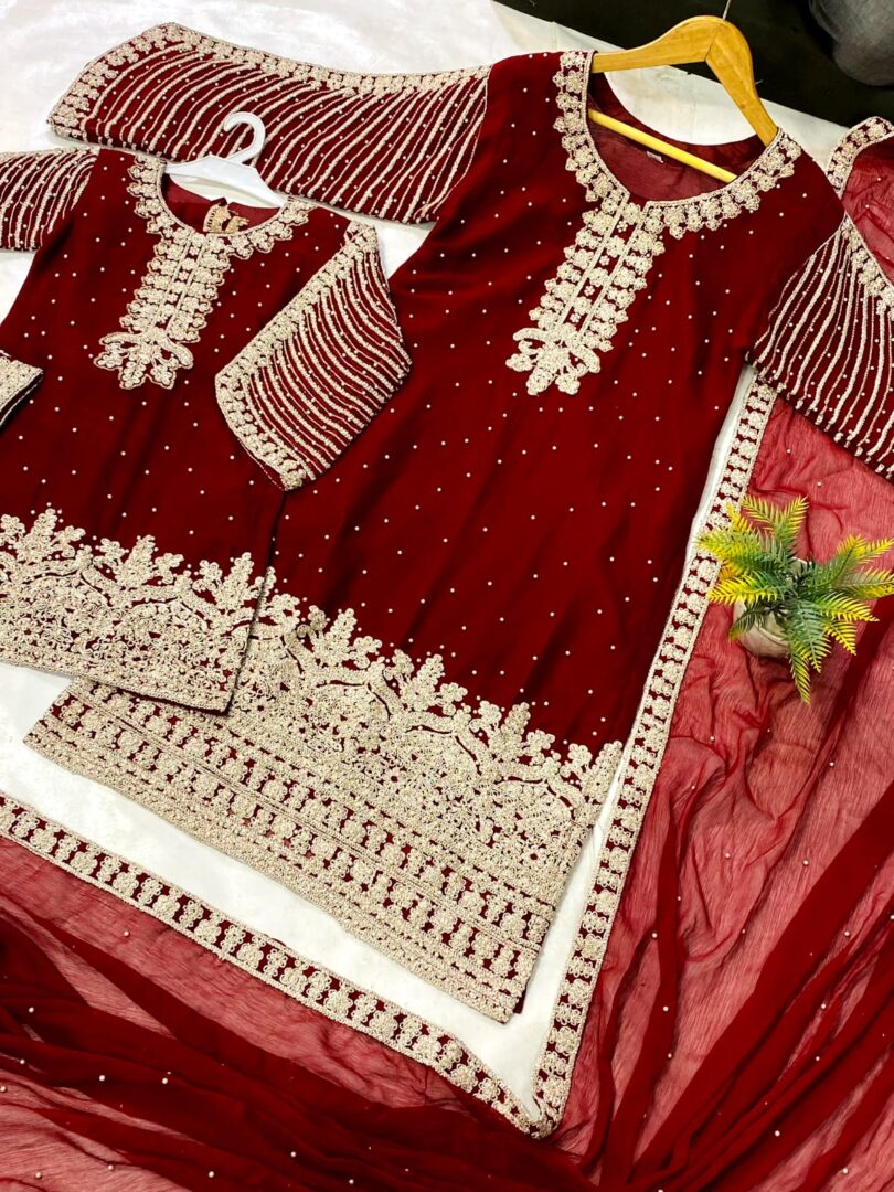 New Beautiful Chiffon Stitched Collection For Mother & Daughter 2024 - Image 3