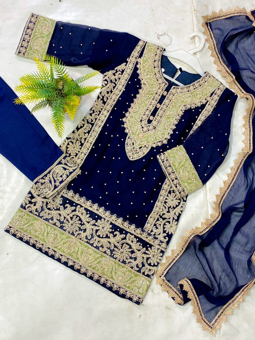 New Beautiful Chiffon Stitched Collection For Mother & Daughter 2024 - Image 2